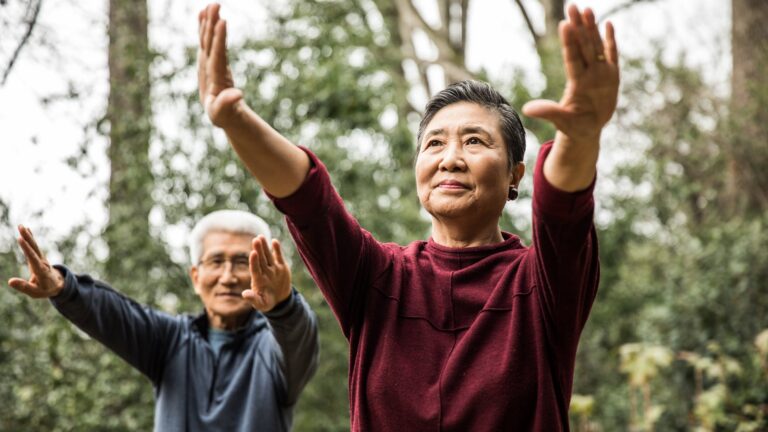7 Signs You’re Aging Well, According To Geriatricians
