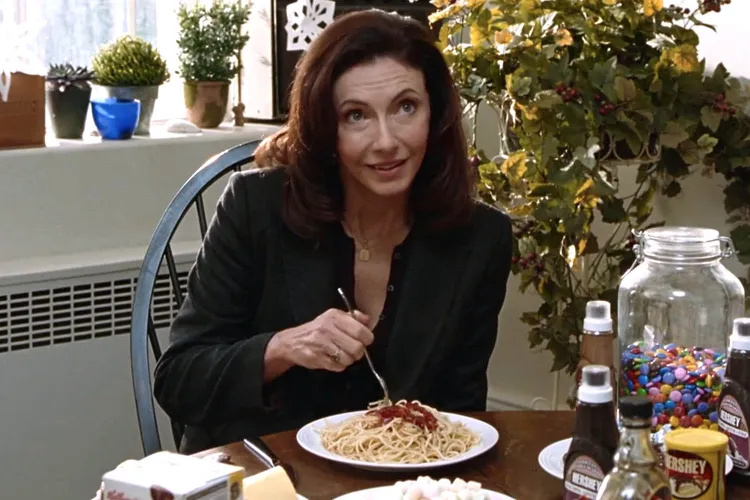 ‘Elf’ Star Mary Steenburgen Says She Actually Ate Spaghetti with Maple Syrup While Filming: ‘I’ve Had Worse’