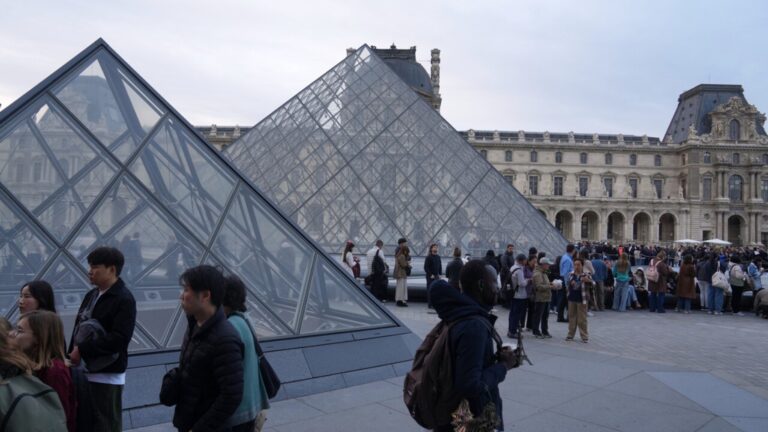 Preliminary charges filed against two new suspects in Louvre jewels heist