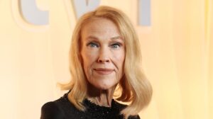 I Had 1 Key Rule As A Waiter At A Snooty NYC Restaurant. Catherine O’Hara Walked In — And Broke It Immediately.