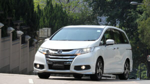 Honda Recalls More Than 440,000 Odyssey Minivans Over Unexpected Airbag Deployments