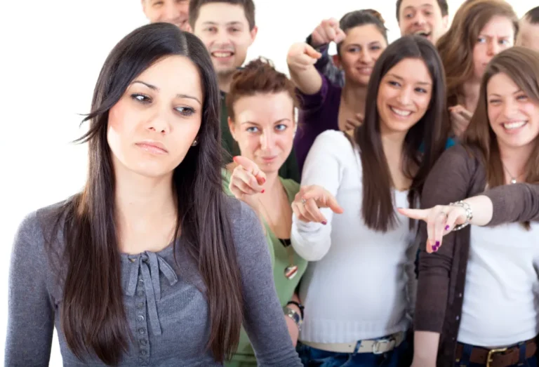 Meta AI’s Social Reveal Raises Fresh Questions About Privacy in Consumer Tech