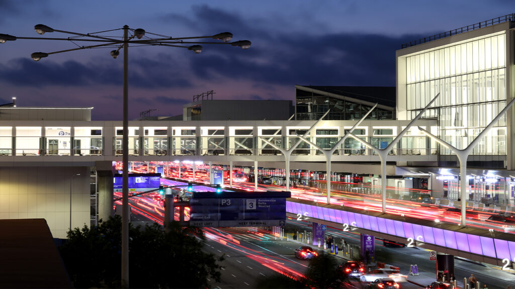 American Airlines Temporarily Pauses Six Domestic Routes as Jet Fuel Costs Rise