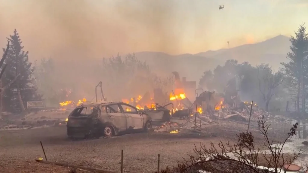 Firefighters Gain Ground on Hawk Fire Near Reno as Tens of Thousands Remain Under Evacuation